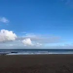 In With Sea Views Apartment