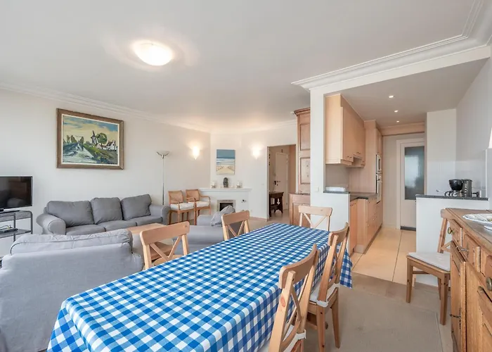 In With Sea Views Апартаменты Кнокке-Хейст