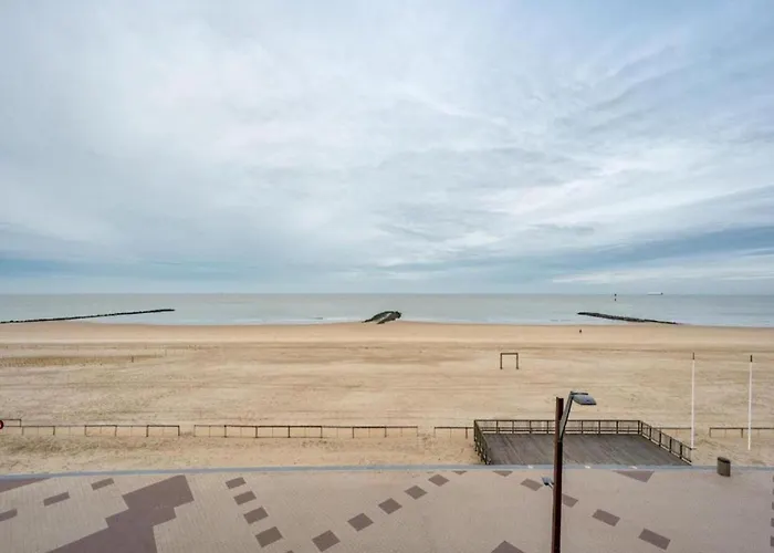 Апартаменты In With Sea Views Кнокке-Хейст